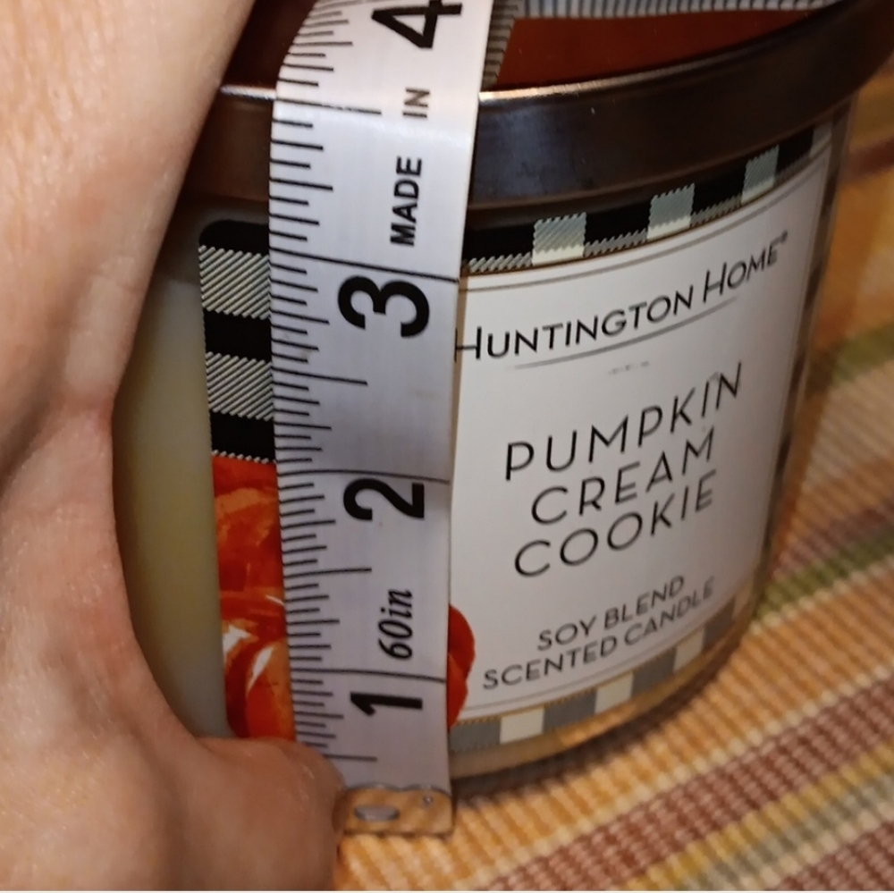 🆕️RARE! "2023" LARGE 14 OZ PUMPKIN CREAM COOKIE SOY BLEND SCENTED CANDLE! - Picture 9 of 15